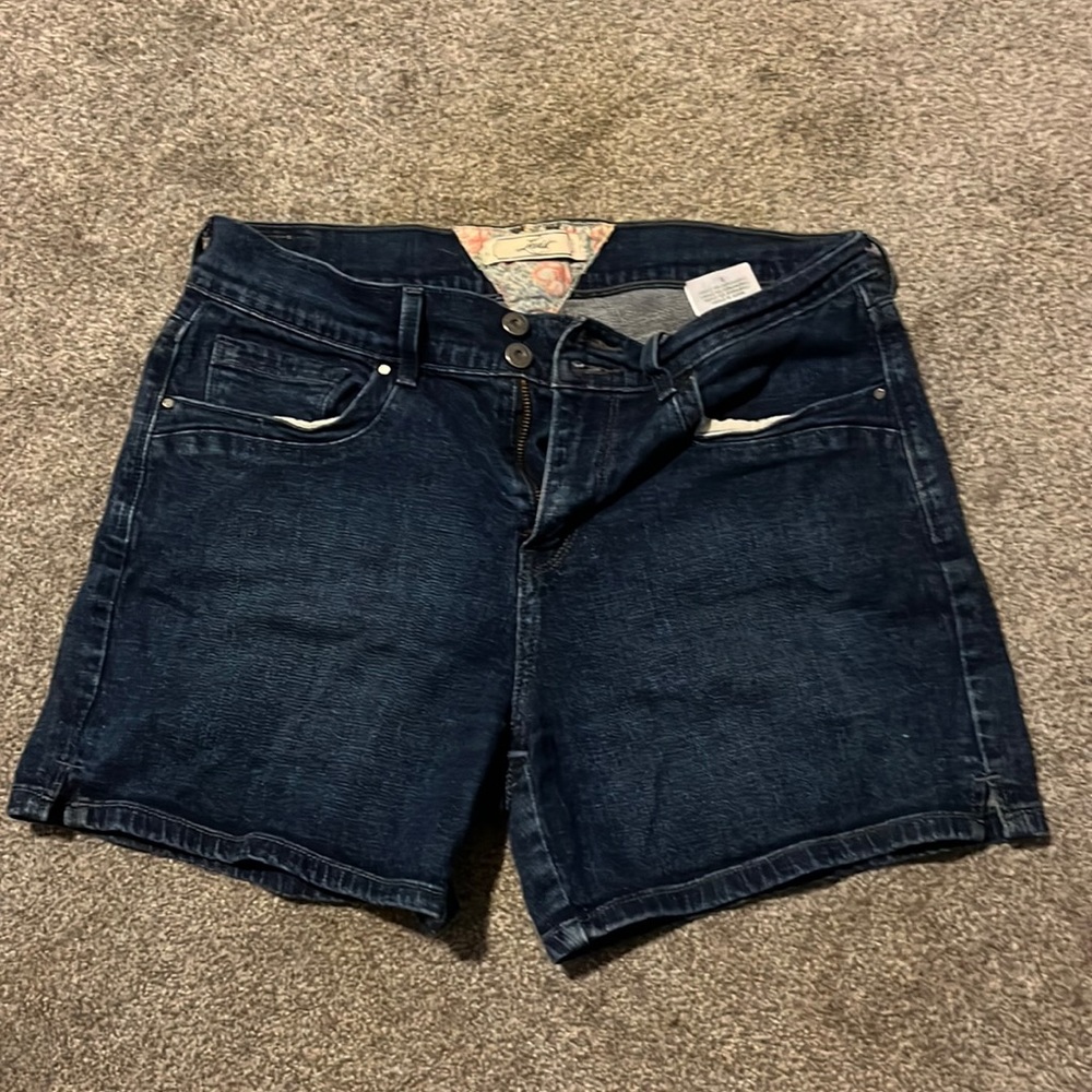 Levi’s - Size 8 - Blue Jean shorts